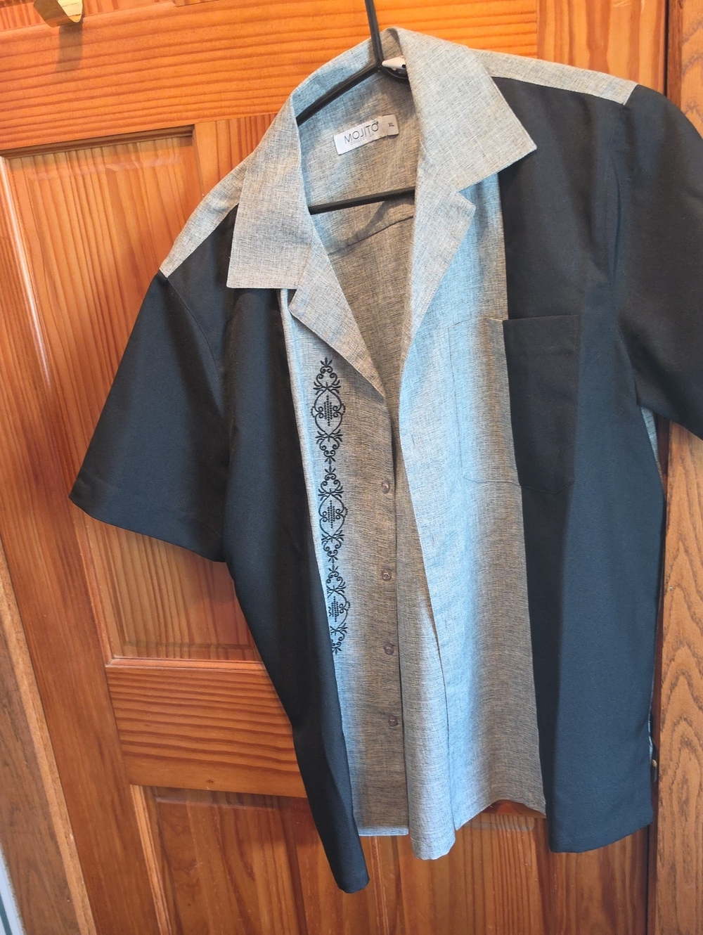 Mojito Two-Tone Black & Gray Short-Sleeve Camp Shirt
